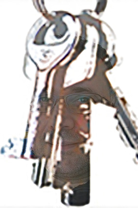 Monteur für Schlüsselnotdienst Hamburg Wandsbek bei der Arbeit Monteur für Schlüsseldienst Hamburg Wandsbek bei der Arbeit